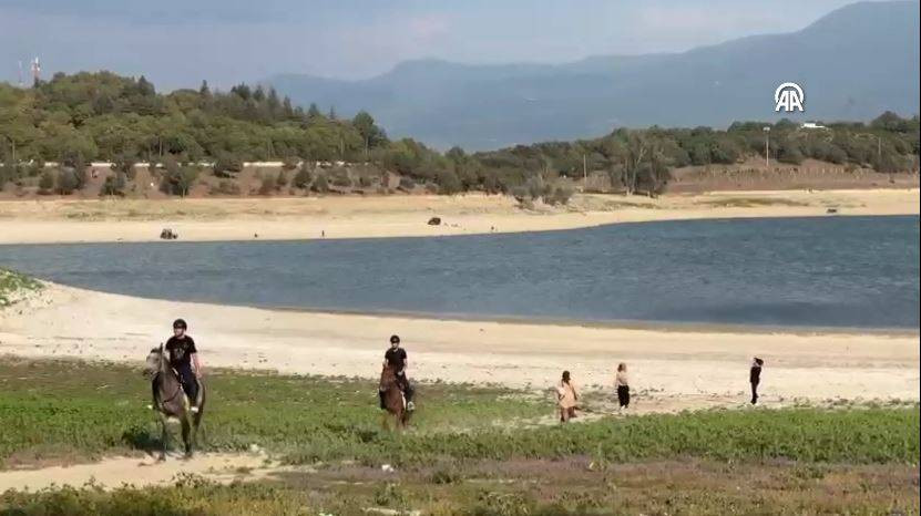 Bolu’daki Gölköy Baraj Gölü’nde yarım ada oluştu. İçme suyu ihtiyacını karşılıyor - Resim: 15